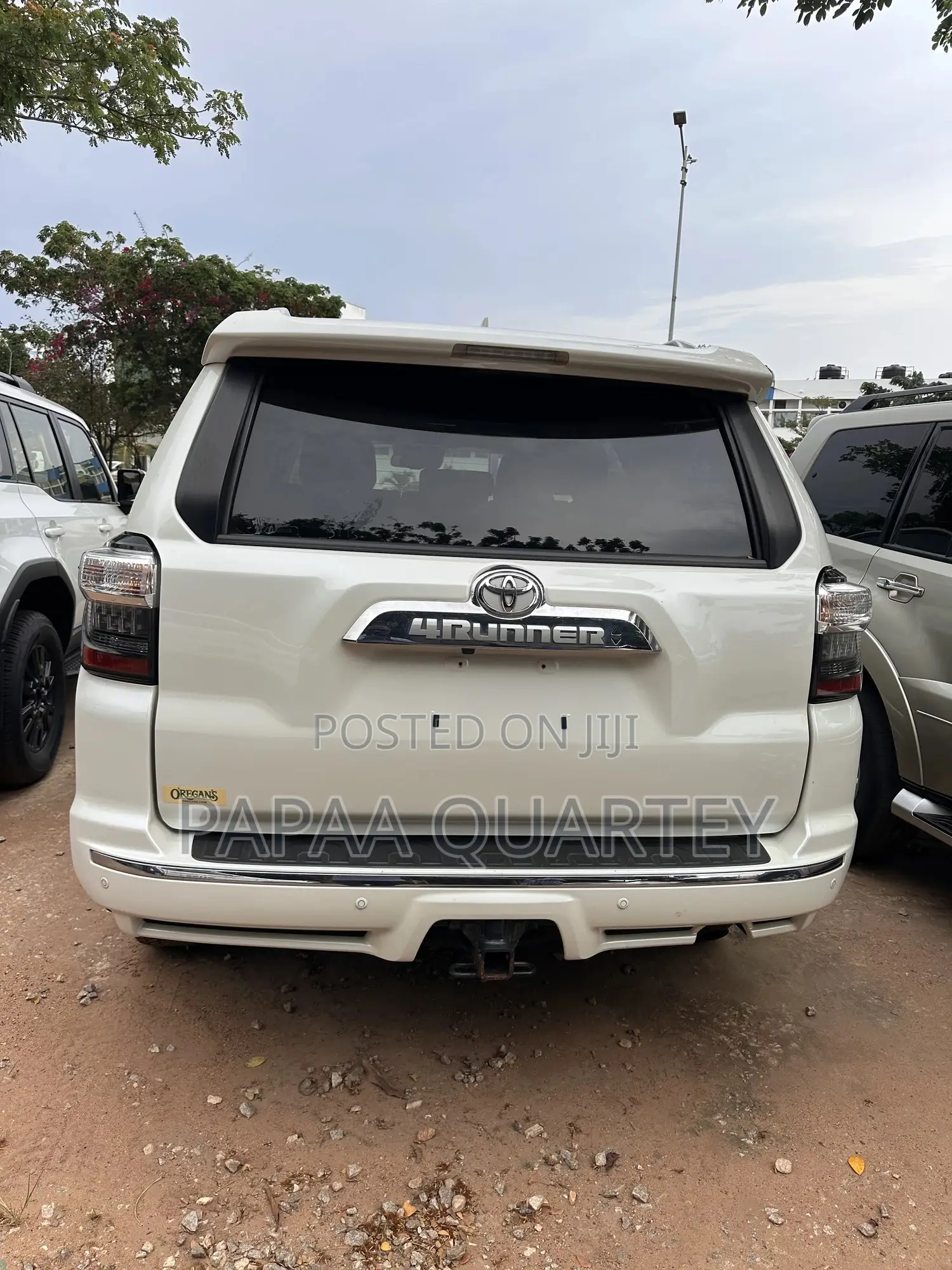 Toyota 4-Runner SR5 Premium 2022 White