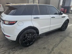 Land Rover Range Rover Evoque Autobiography 5dr 4x4 (2.0L 4cyl 9A) 2016
