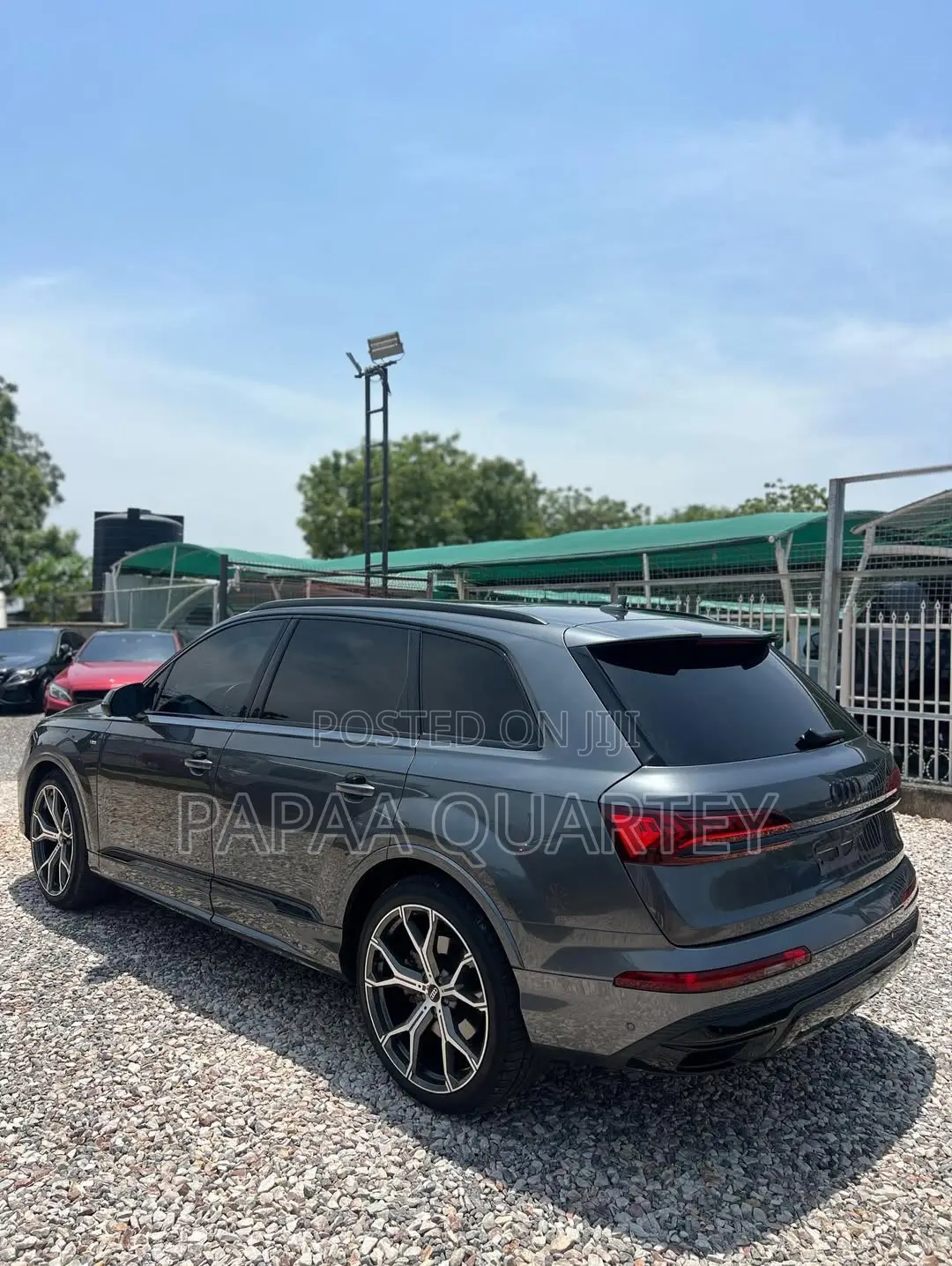 Audi Q7 2021 Gray