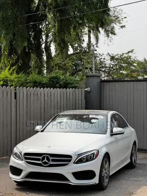 Mercedes-Benz C300 Base 4Matic Sedan AWD (2.0L 4cyl 7A) 2017 White