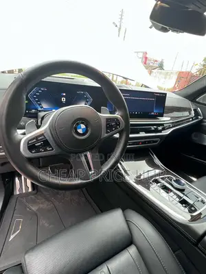 BMW X7 M60i 2023 White