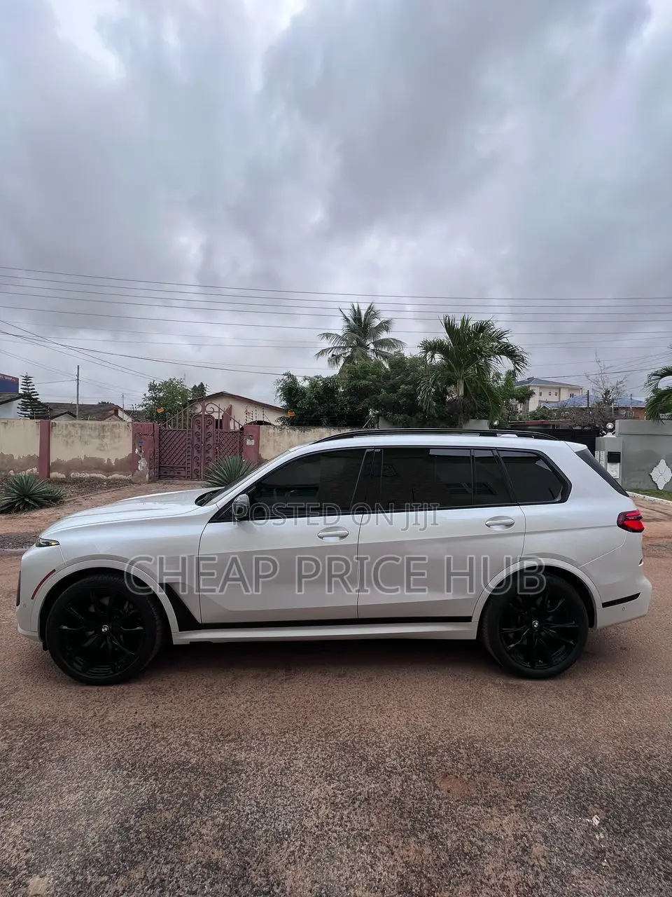 BMW X7 M60i 2023 White
