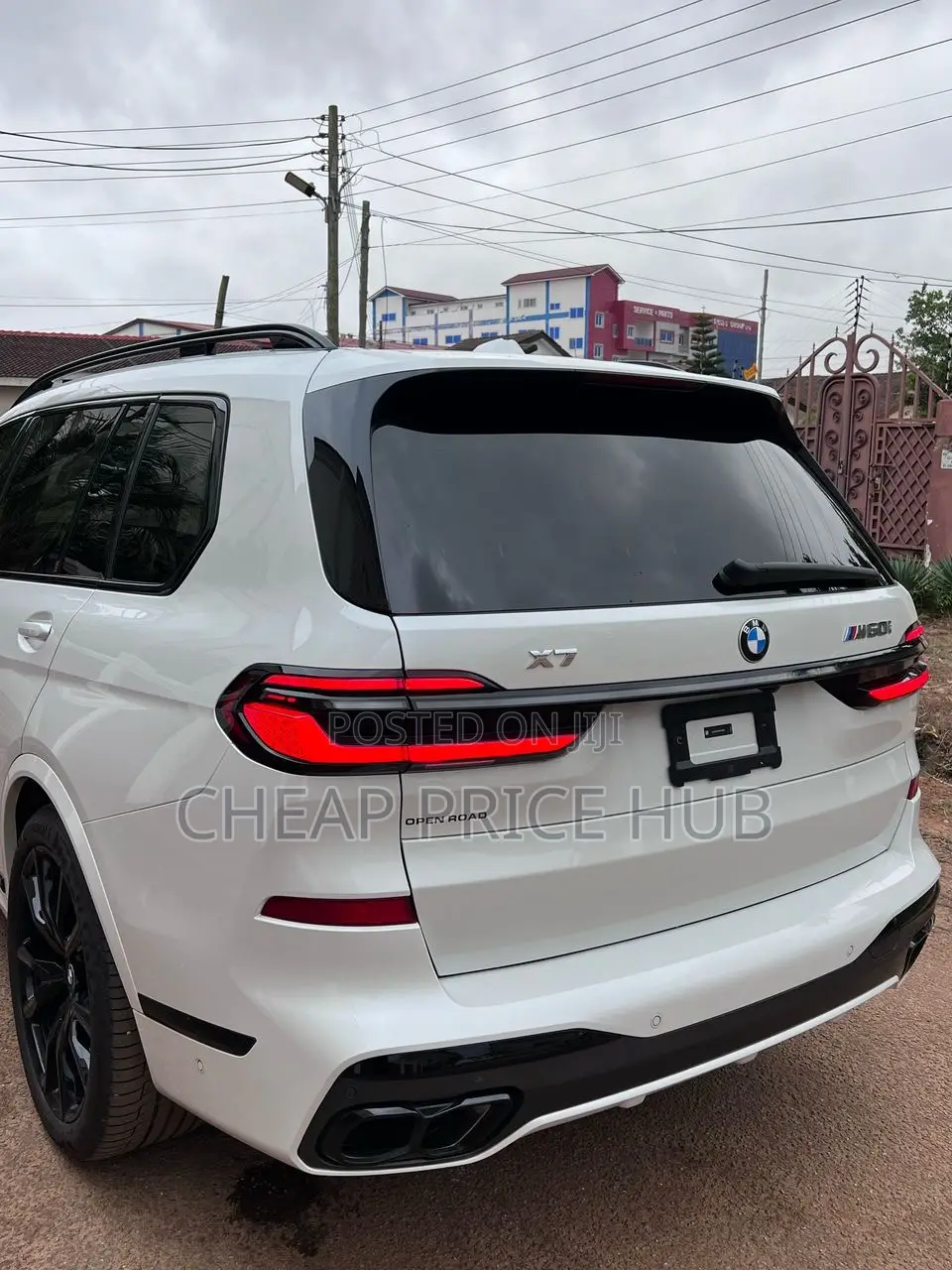 BMW X7 M60i 2023 White