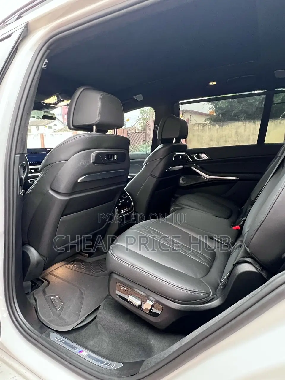BMW X7 M60i 2023 White
