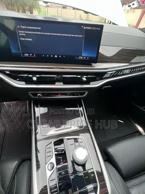 BMW X7 M60i 2023 White