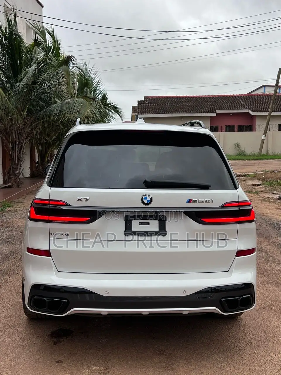 BMW X7 M60i 2023 White
