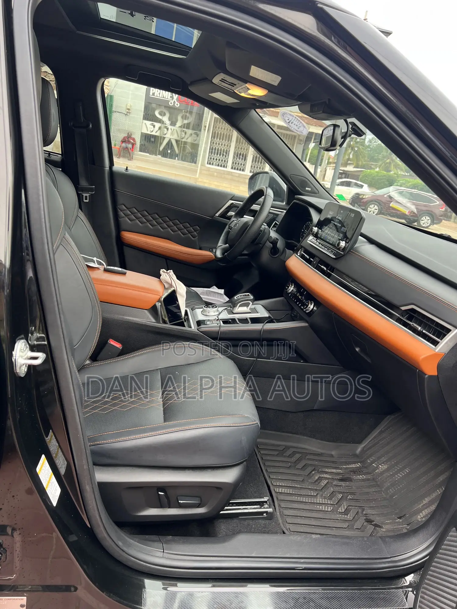 Mitsubishi Outlander SEL 2024 Black