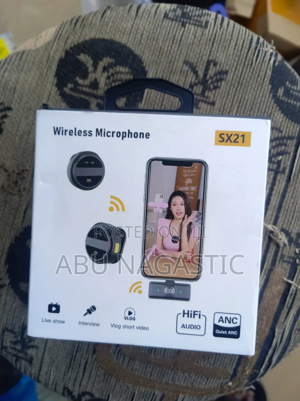 Wireless Lavalier Microphone