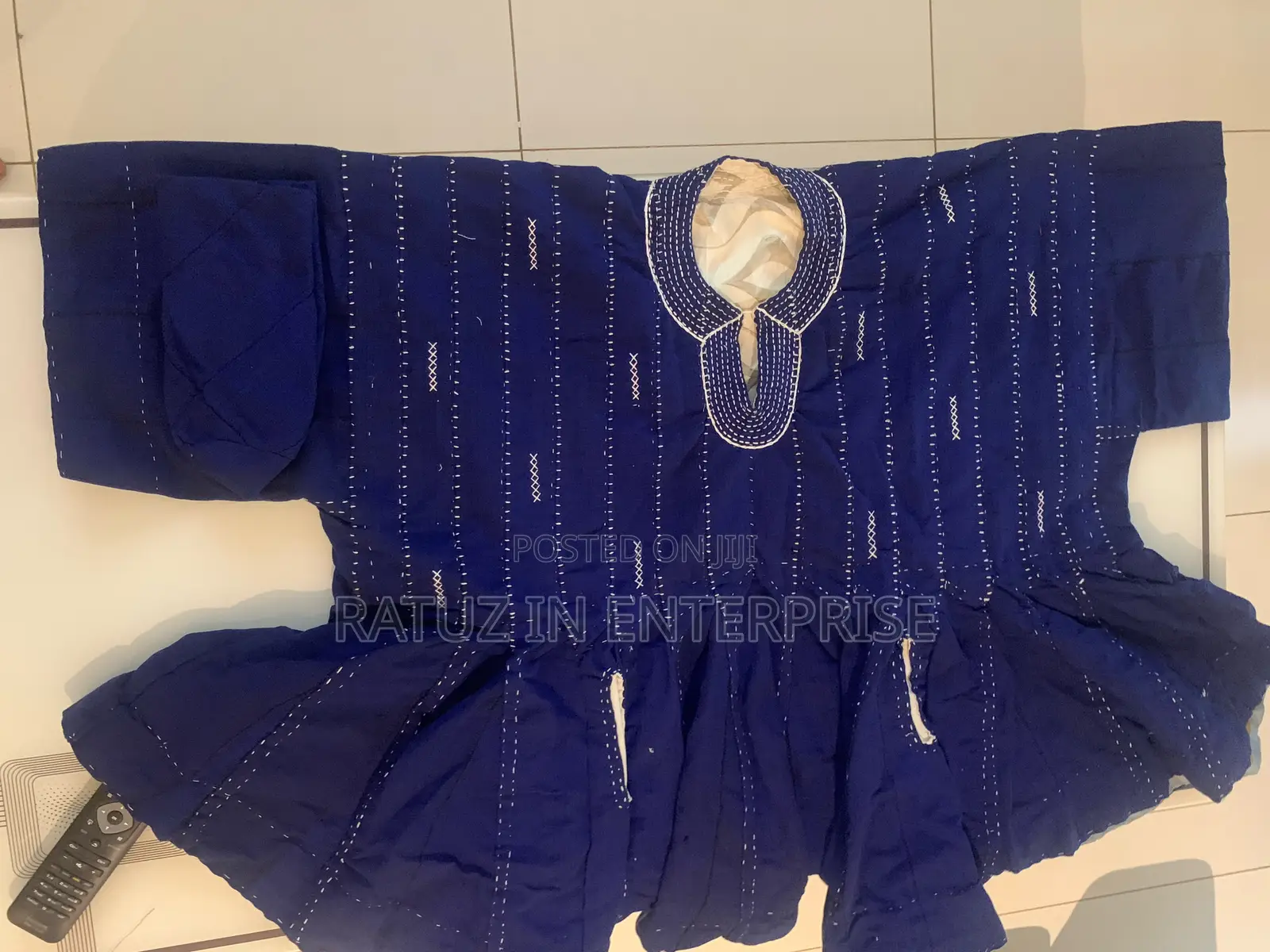 Sleeved Smocks for Men Plus Cap