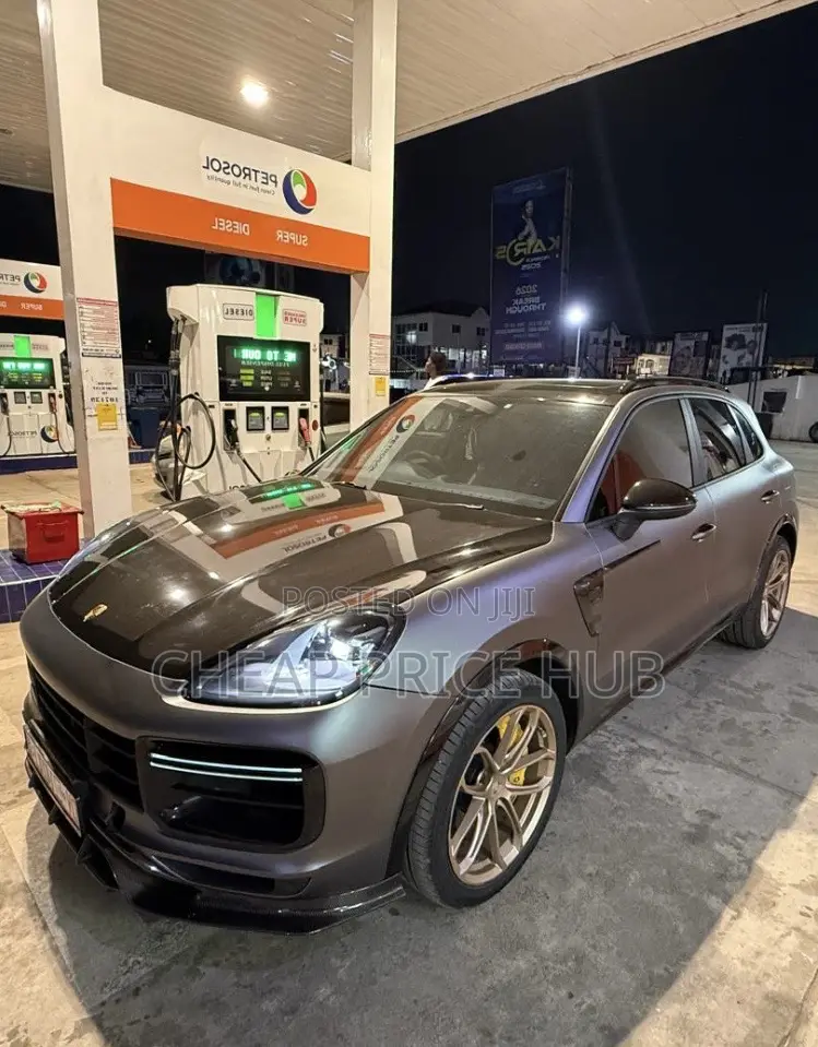 Porsche Cayenne Turbo AWD 2020 Gray