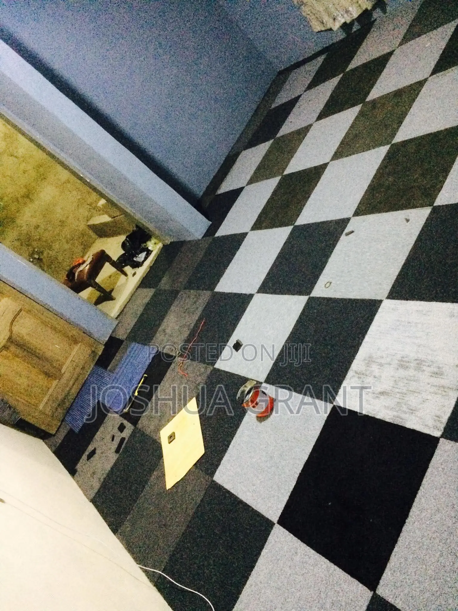 Woolen Carpet Tiles