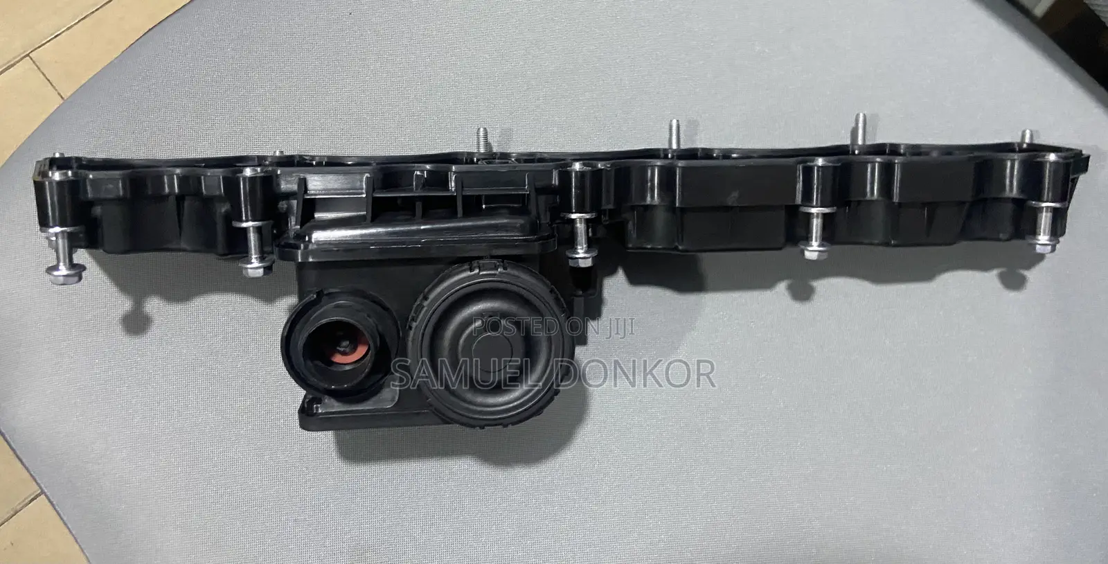 Range Rover Crankcase Vent Valve - Lr164405