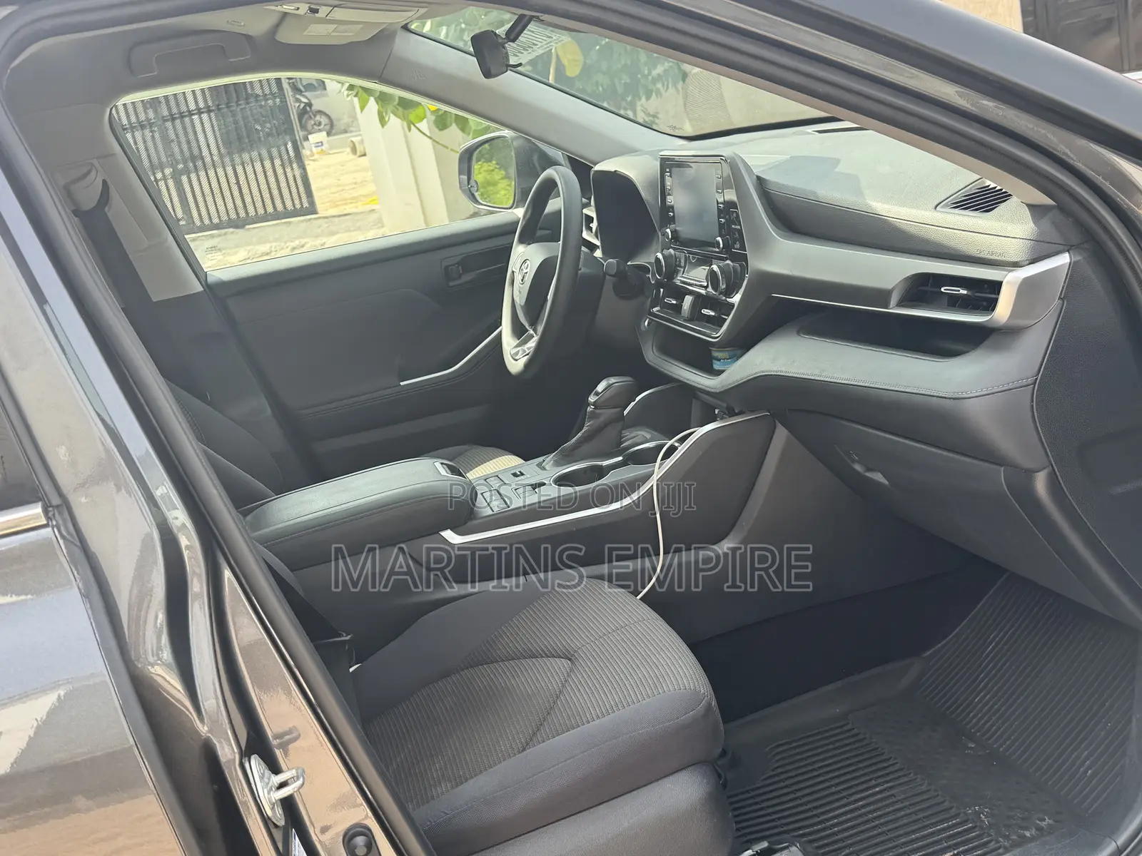Toyota Highlander LE AWD 2020 Gray