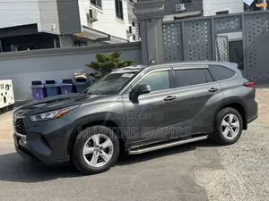 Toyota Highlander LE AWD 2020 Gray