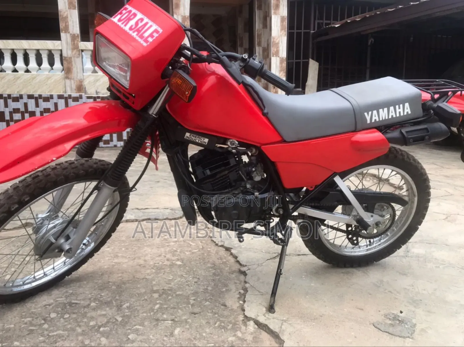 Yamaha DT125 1980 Red