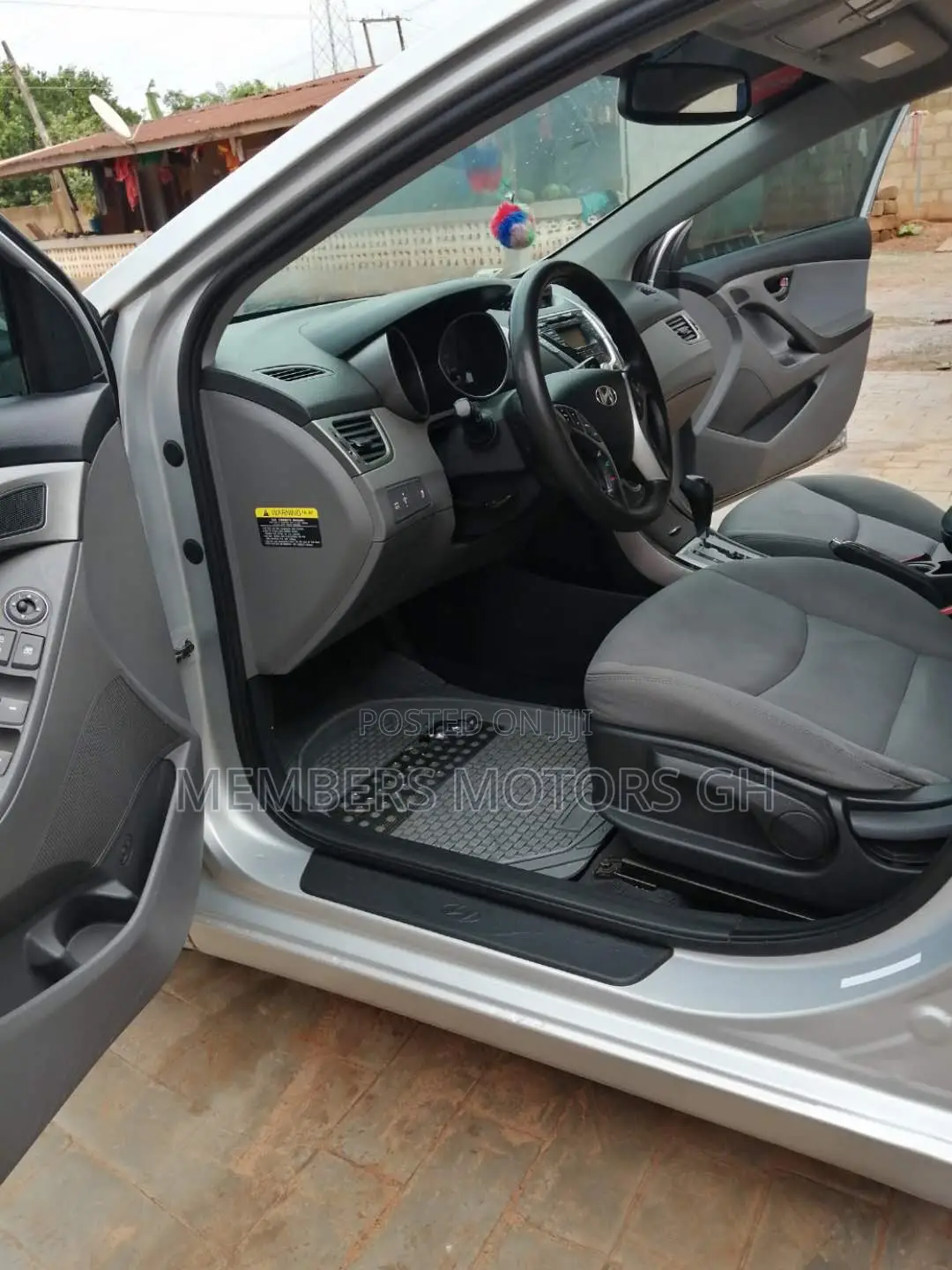Hyundai Elantra GLS 2012 Silver