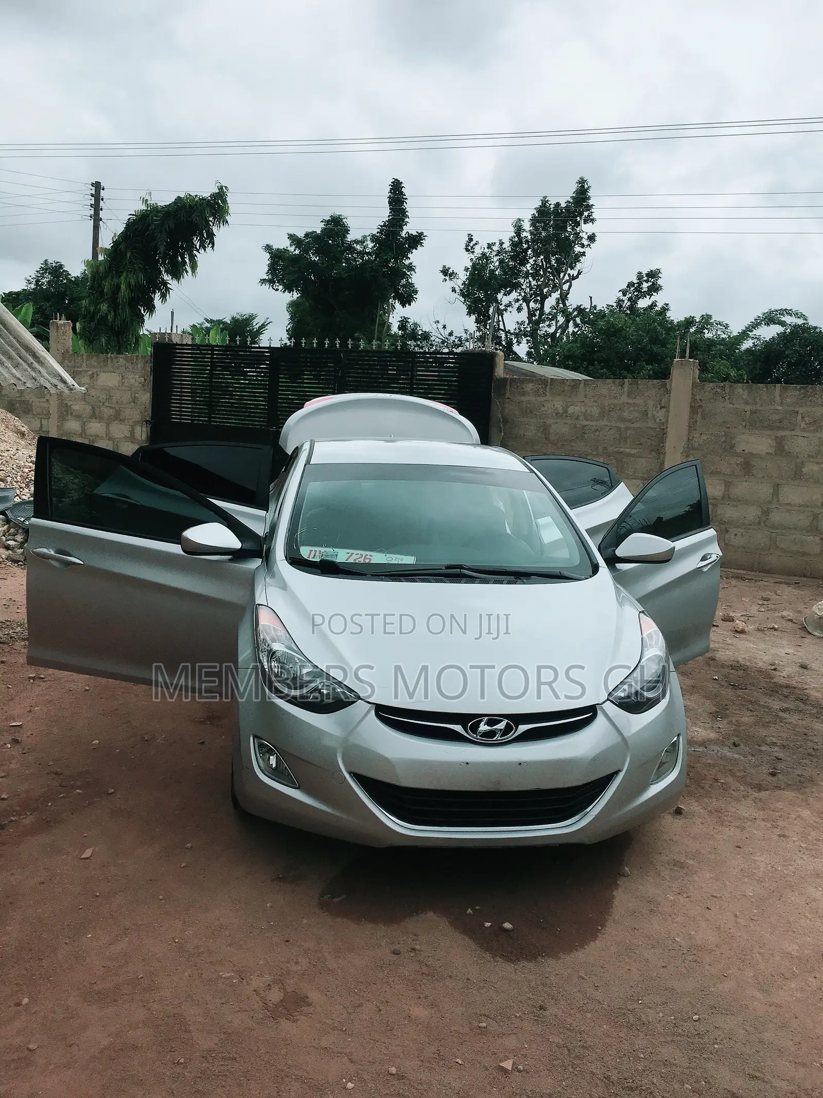 Hyundai Elantra GLS 2012 Silver