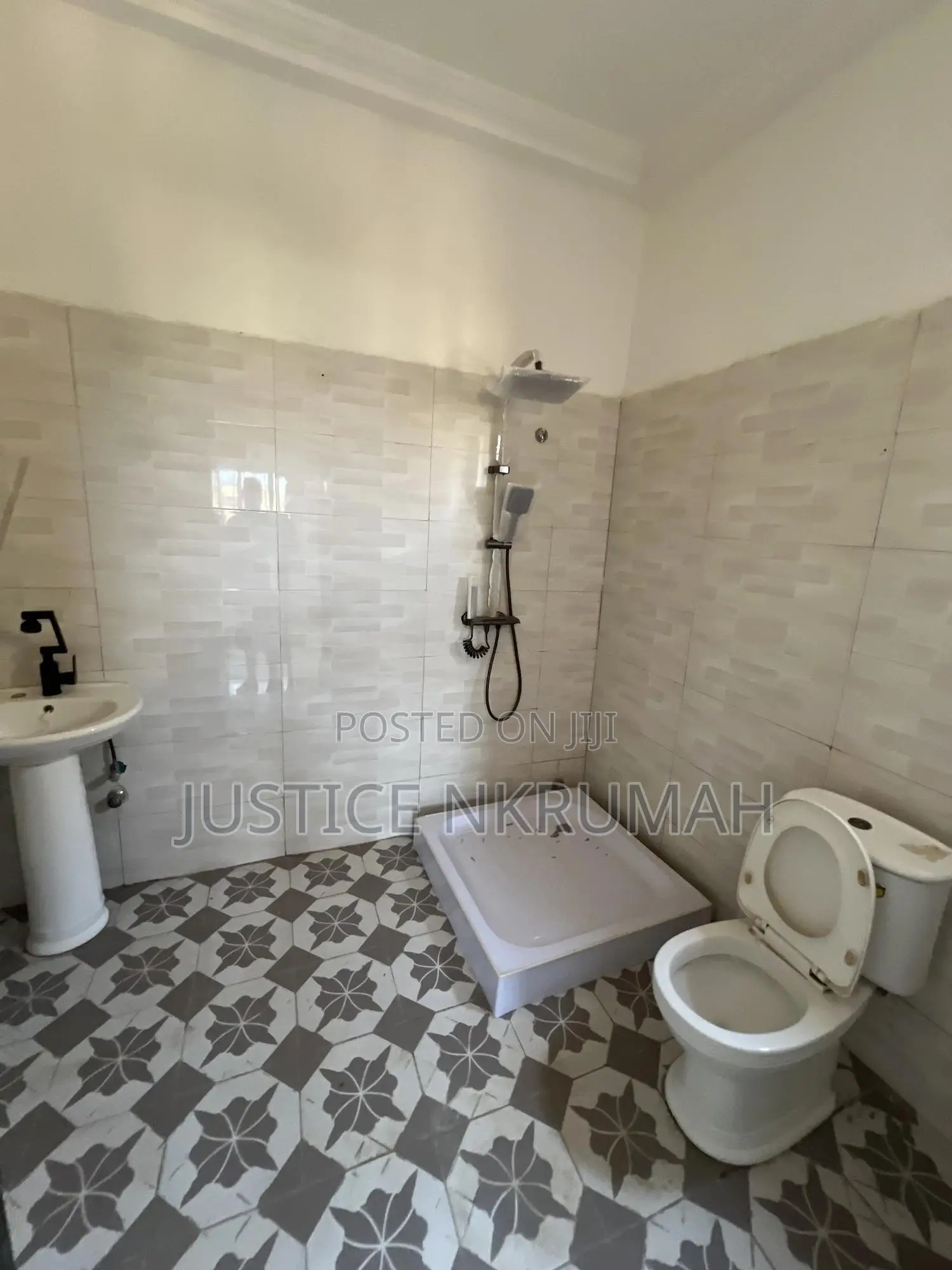 2bdrm Apartment in Mr Justice Estate, West Hills Mall Area for rent