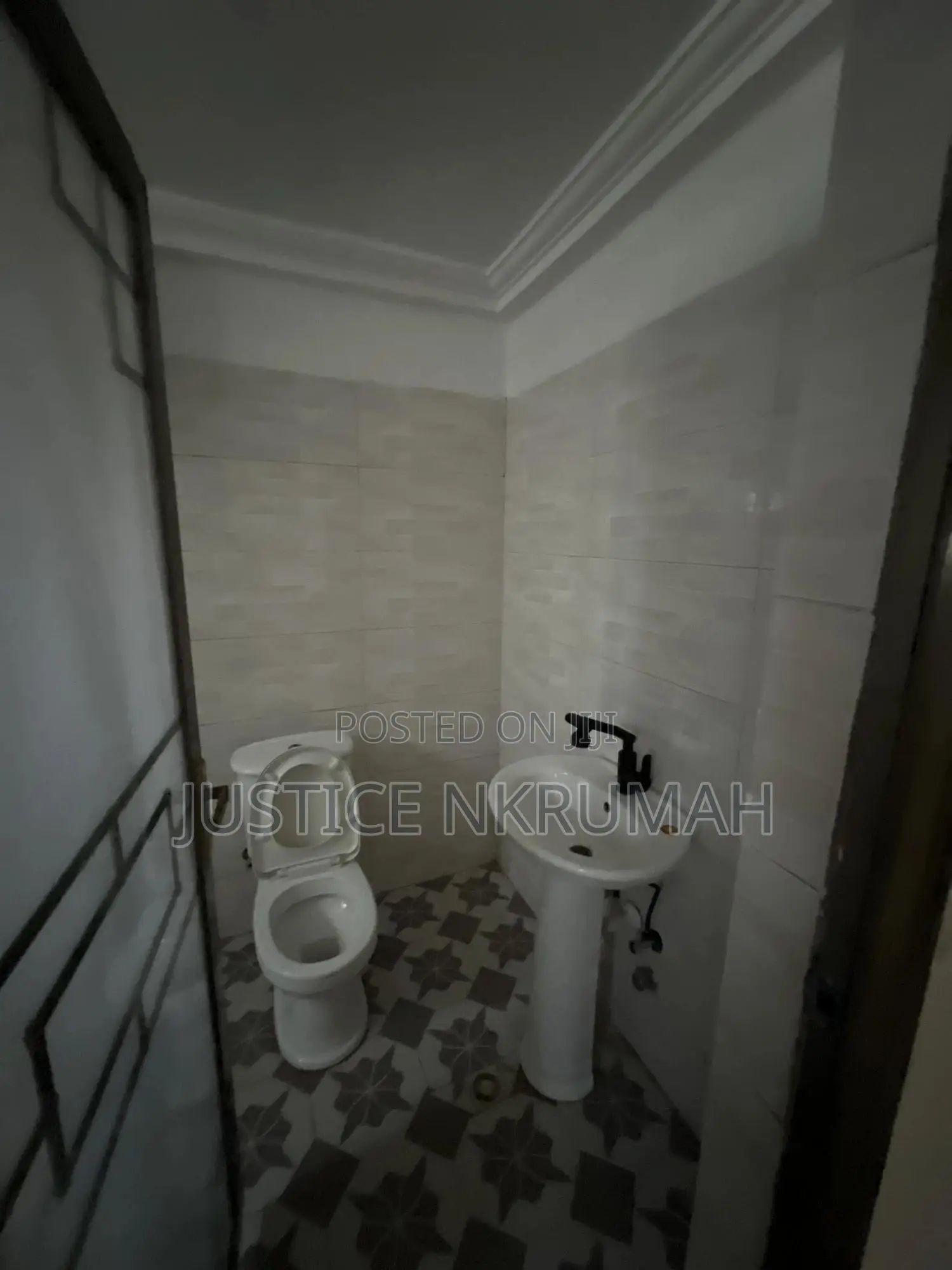 2bdrm Apartment in Mr Justice Estate, West Hills Mall Area for rent