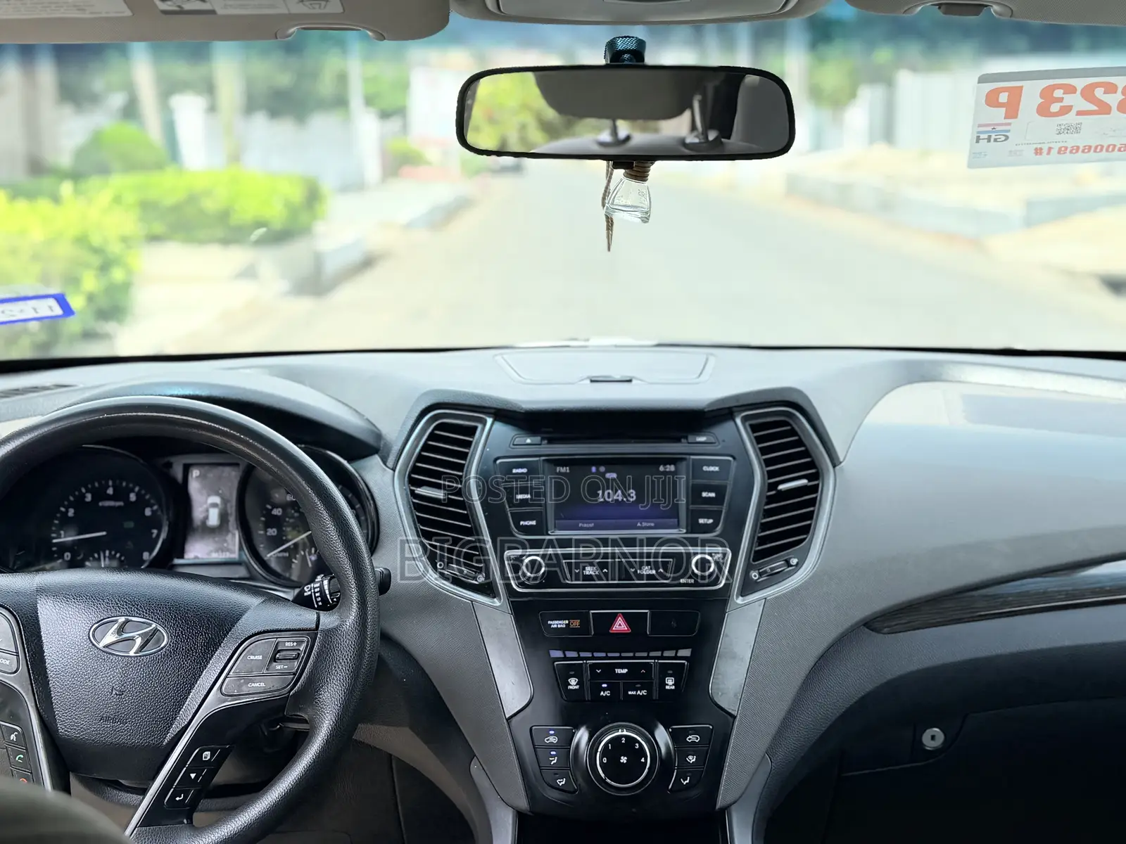 Hyundai Santa Fe SE AWD 2017 Silver