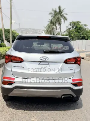 Hyundai Santa Fe SE AWD 2017 Silver