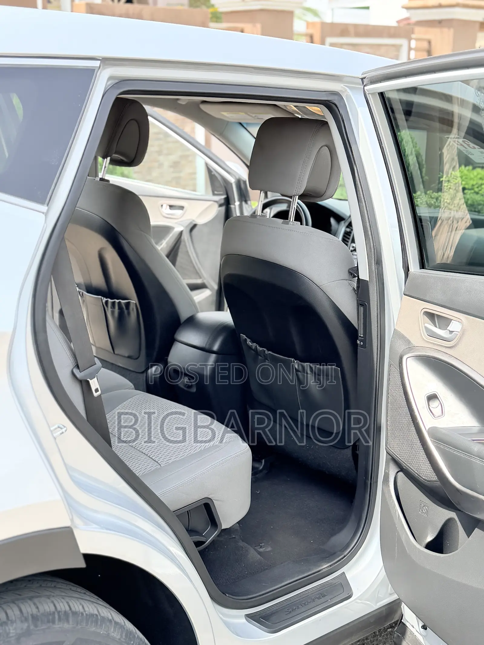 Hyundai Santa Fe SE AWD 2017 Silver