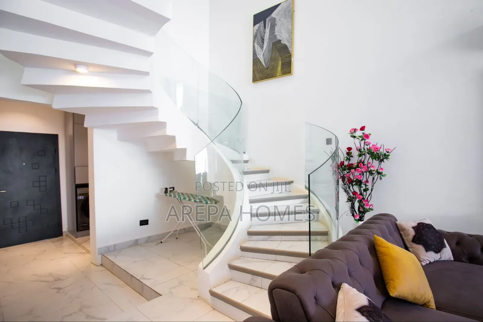 Fully Furnished Luxurious 3-Bedroom Short Let