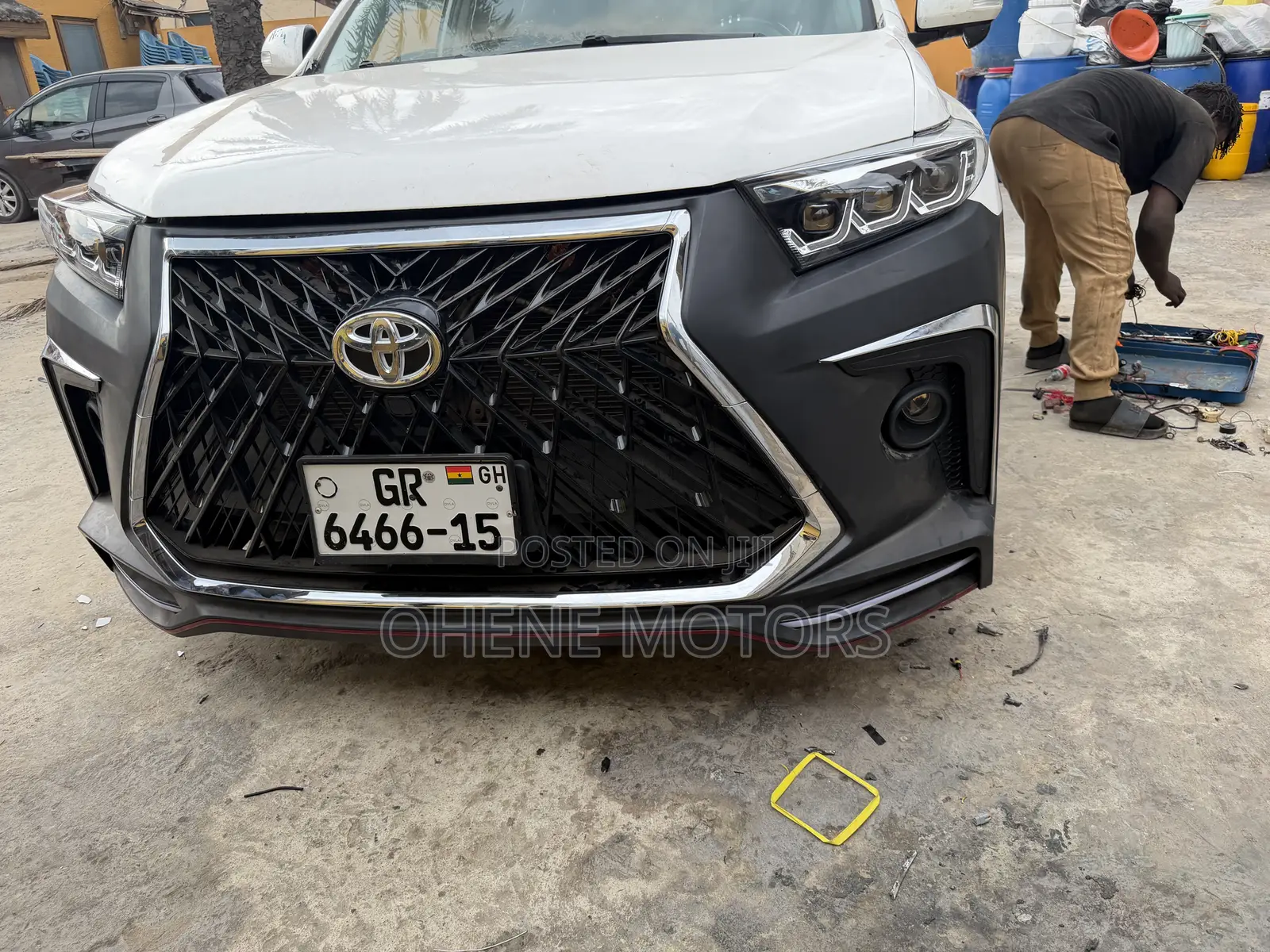 Toyota Highlighted 2012-2015 Front Bumper and Back Bumper Complete