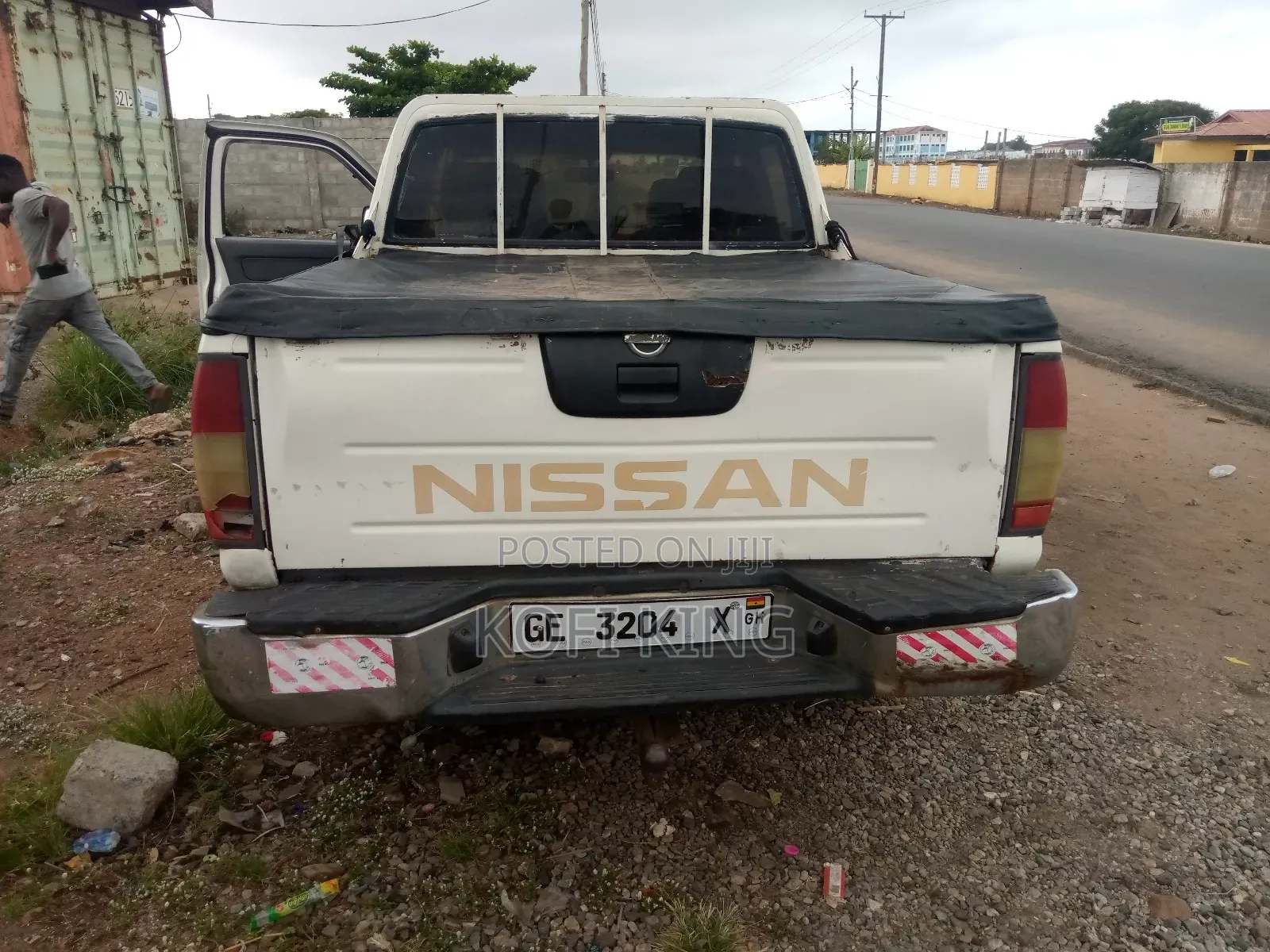 Nissan Hardbody 2008 White