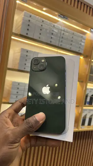 Apple iPhone 13 128 GB Green