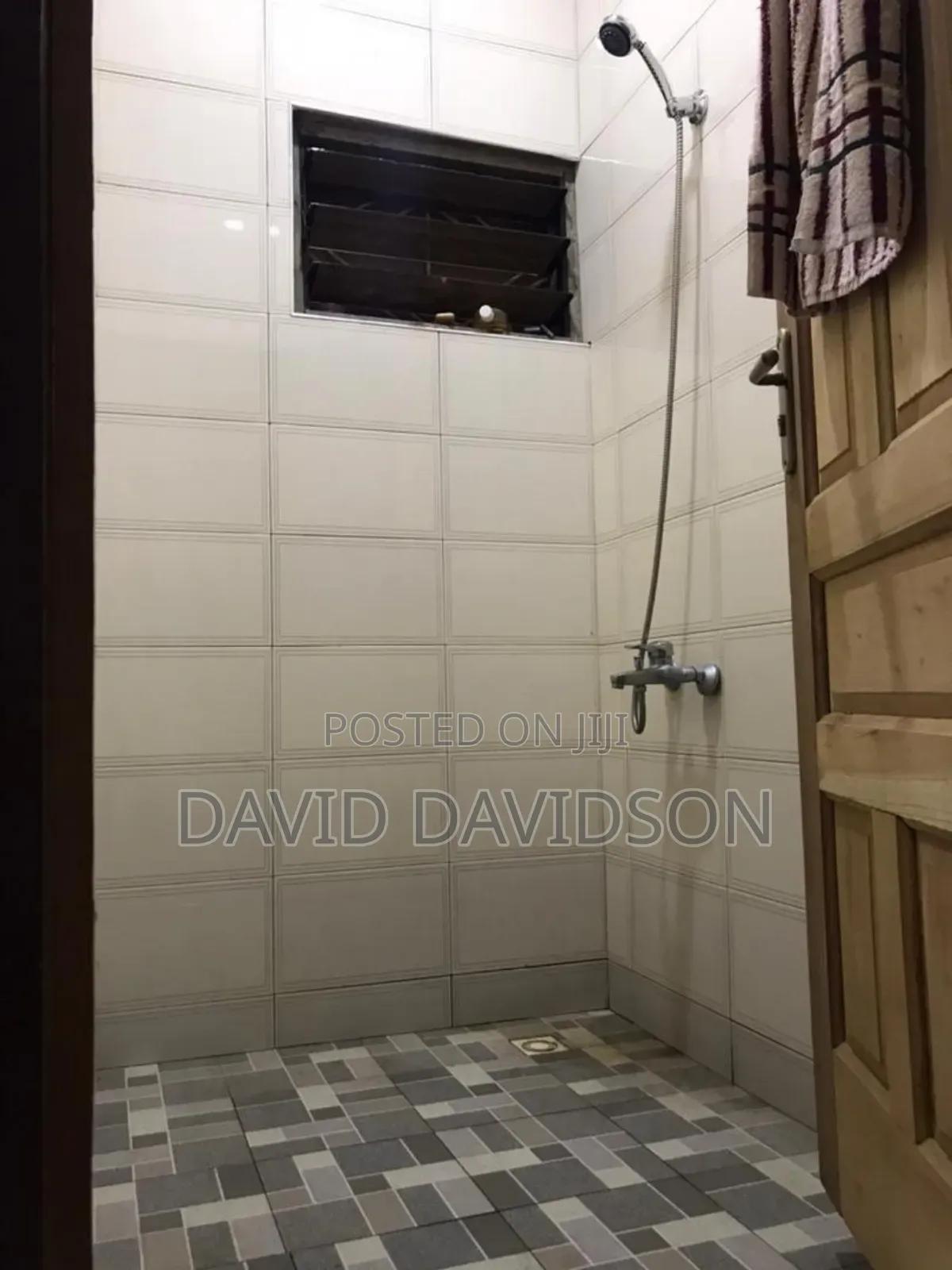 2bdrm Mansion in 2 Bedroom Self, Tema Metropolitan for rent