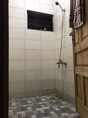 2bdrm Mansion in 2 Bedroom Self, Tema Metropolitan for rent