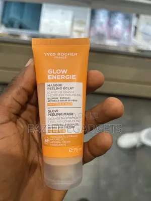 Yves Rocher Glow Peeling Mask