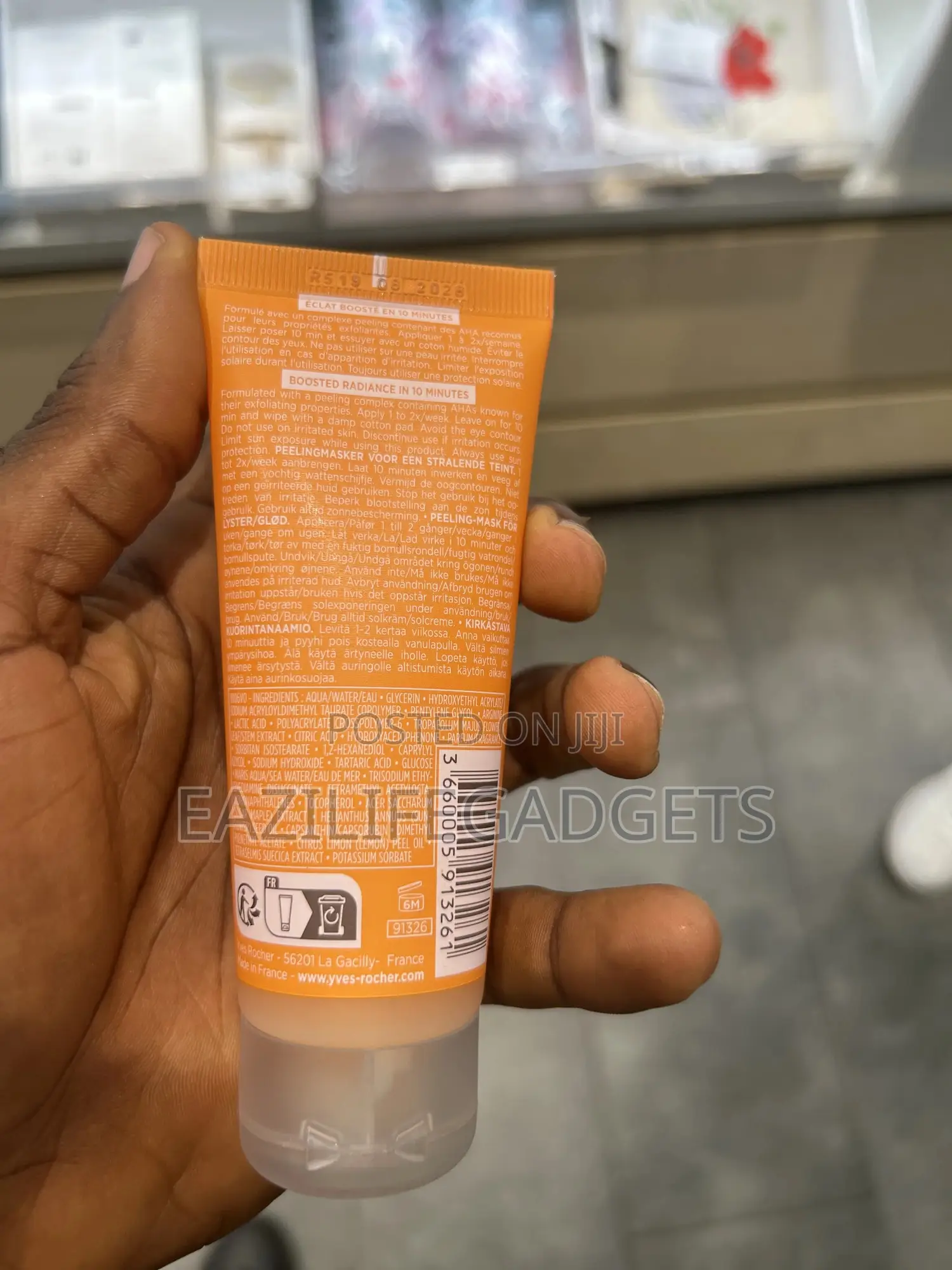 Yves Rocher Glow Peeling Mask