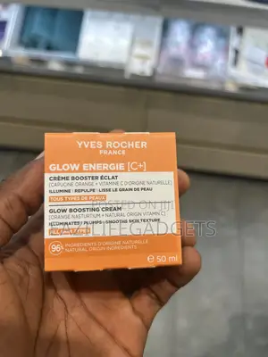 Yves Rocher Glow Boosting/Illuminating Cream