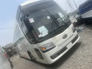 Kia Granbird 2016 White