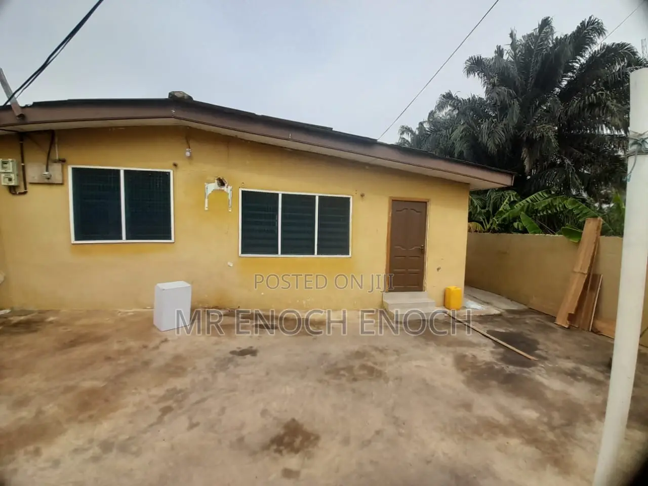 Furnished 3bdrm Apartment in Tesano Estate ,, Police Station for rent