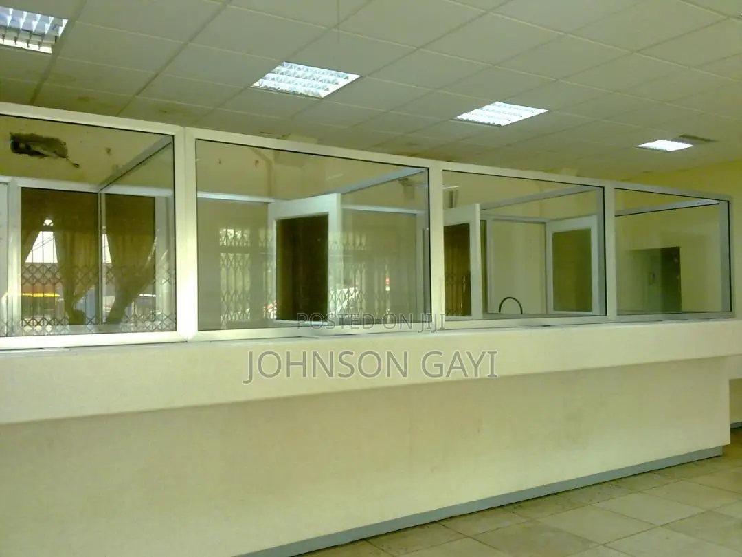 Warehouse With 4bedroom en-Suite