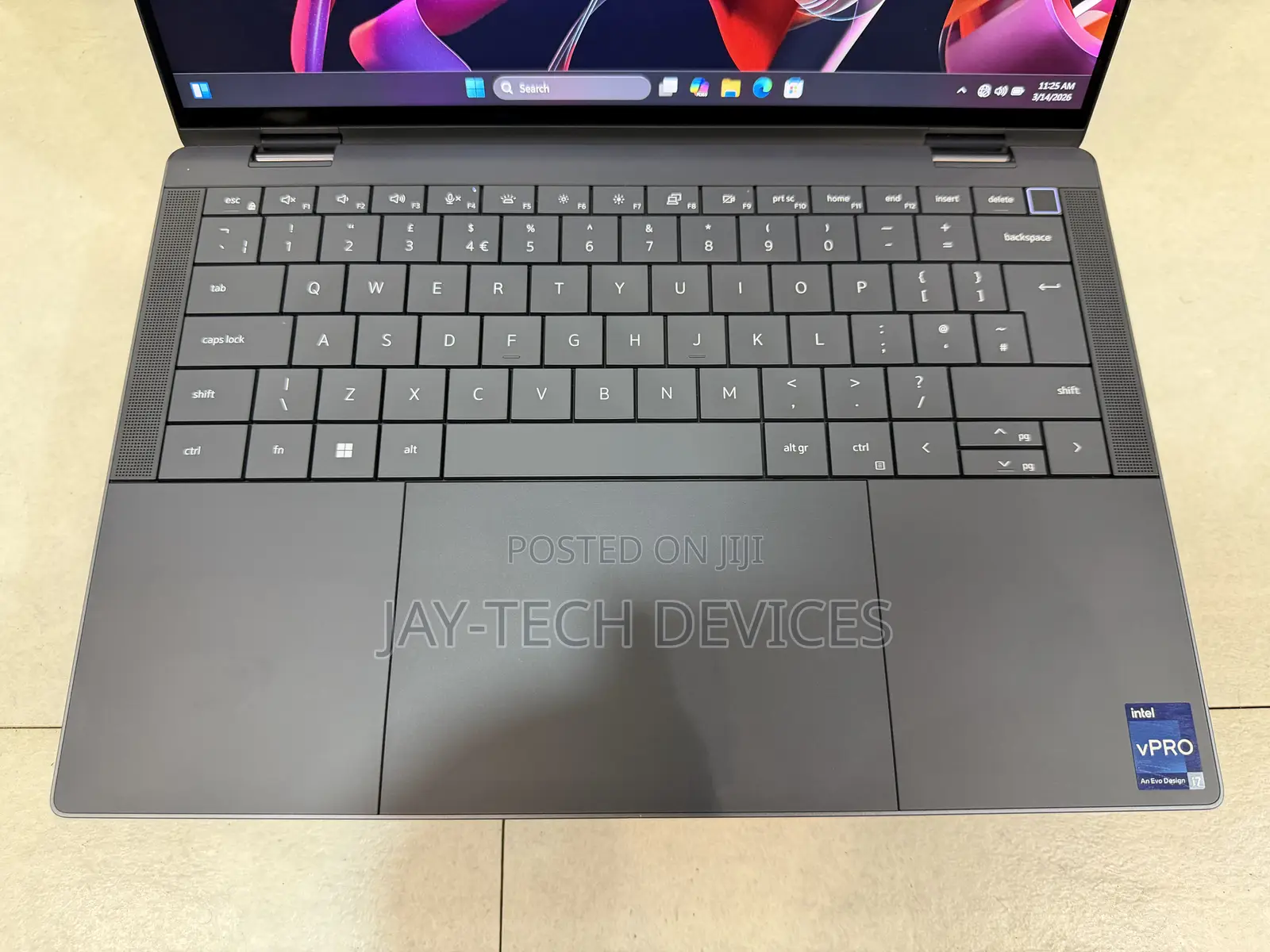 New Laptop Dell Latitude 9440 32GB Intel Core i7 SSD 512GB