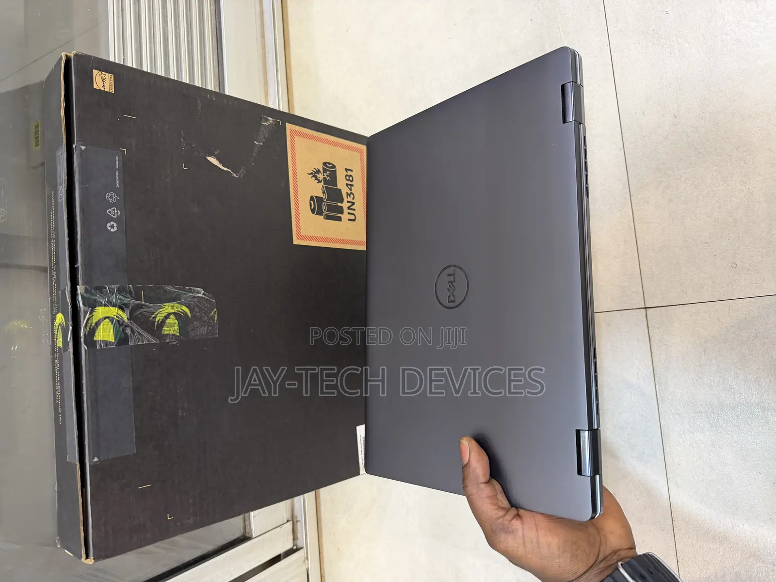 New Laptop Dell Latitude 9440 32GB Intel Core i7 SSD 512GB