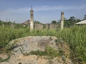 Uncompleted Lintel Level House Nyankyerenyease for Sale