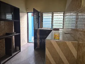 2bdrm Apartment in Ipt Container, Kumasi Metropolitan for rent