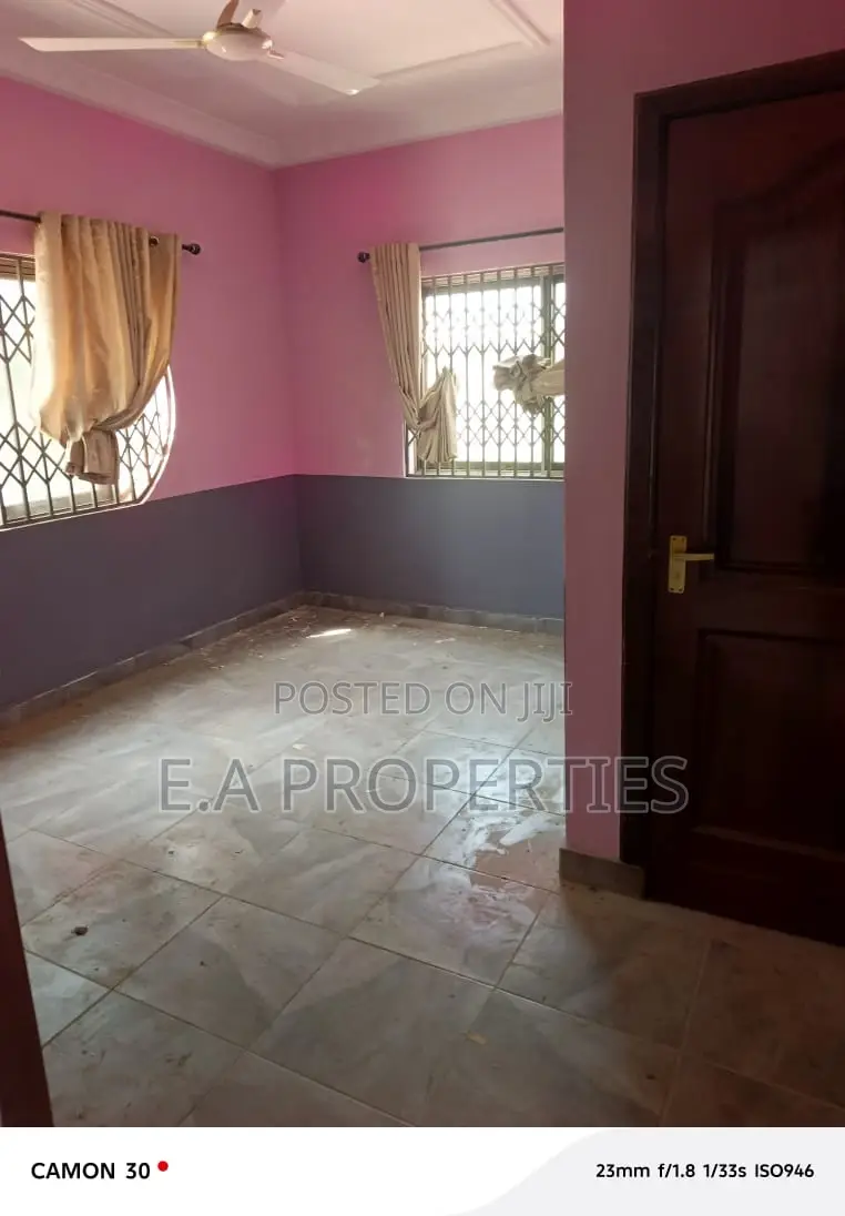 7bdrm House in Ea Properties, Frafraha for rent