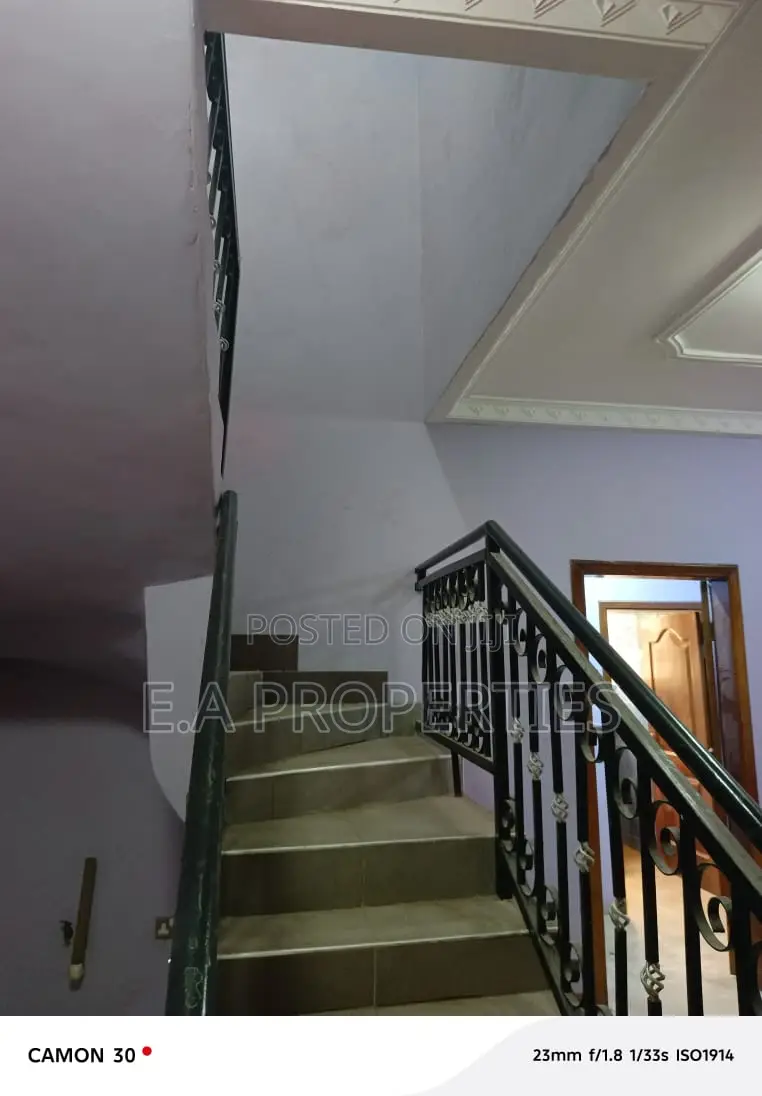 7bdrm House in Ea Properties, Frafraha for rent