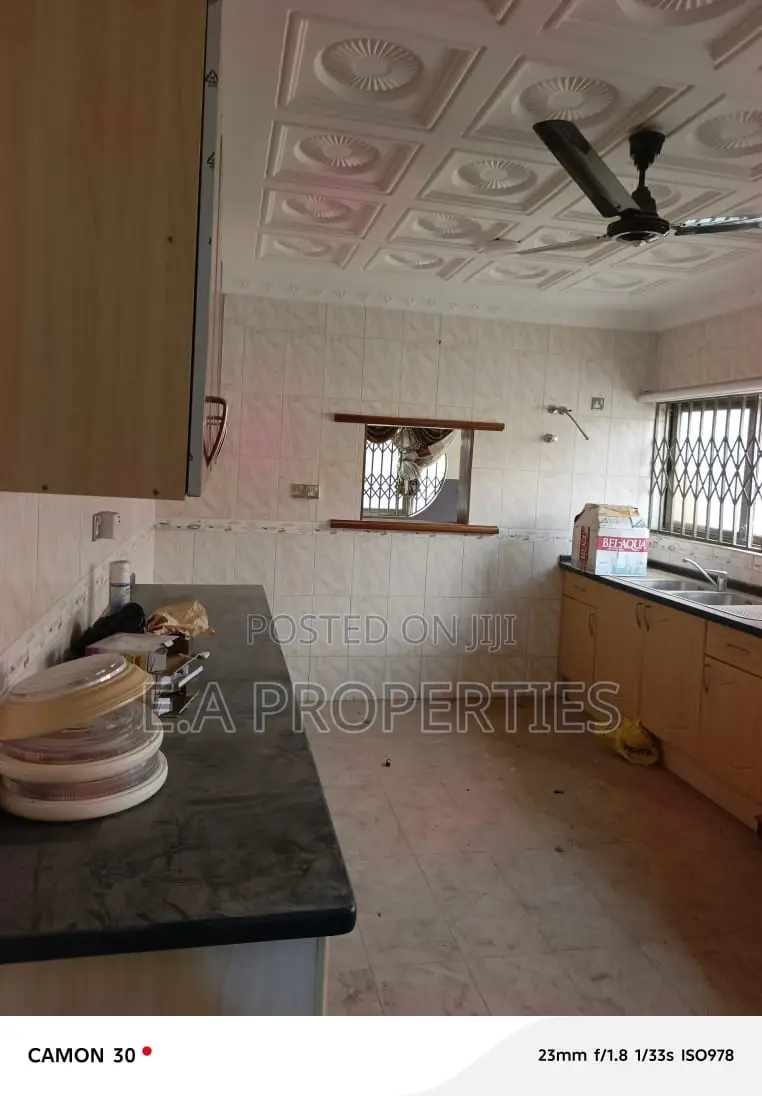 7bdrm House in Ea Properties, Frafraha for rent