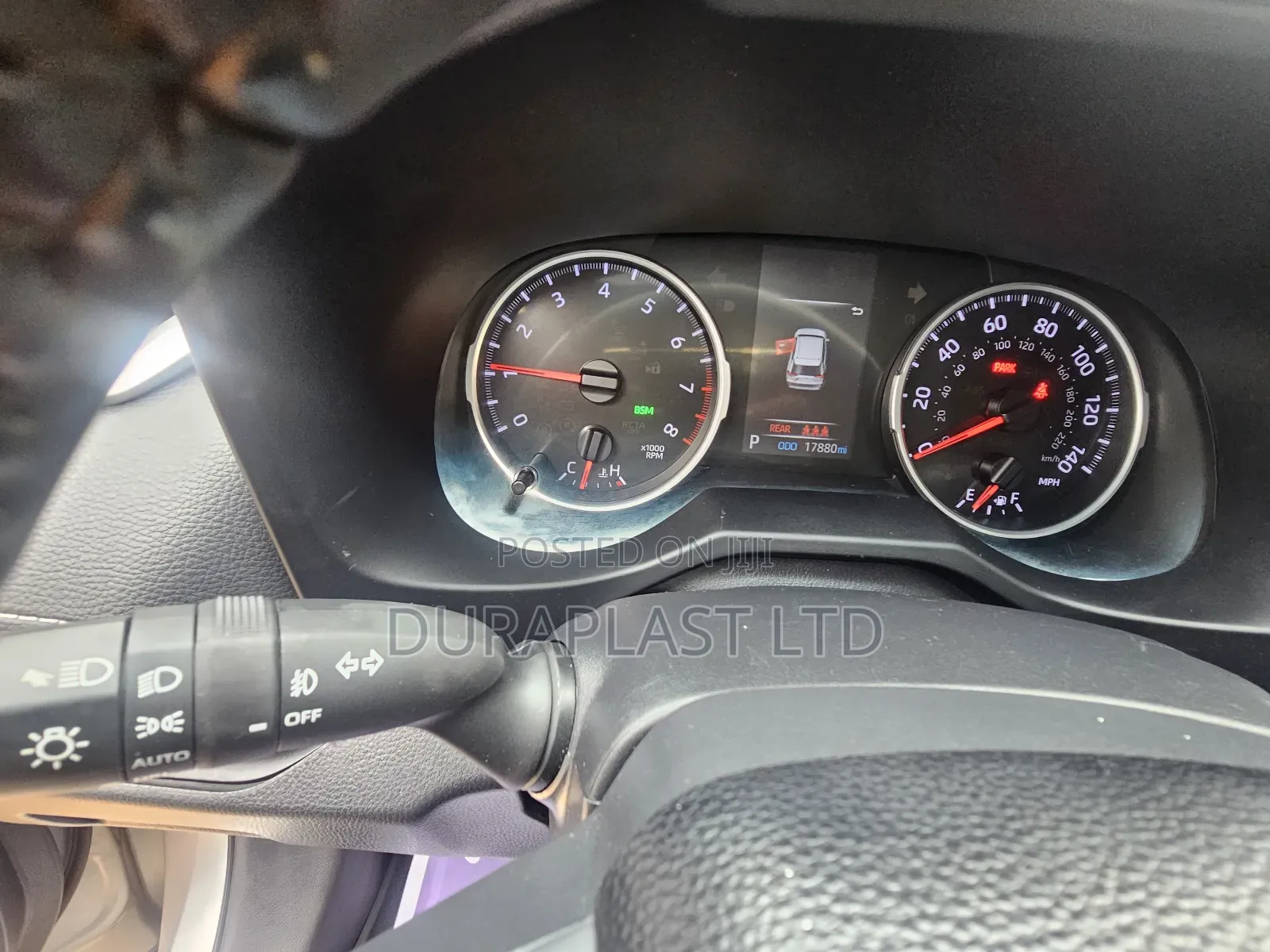Toyota RAV4 XLE 2021 Silver