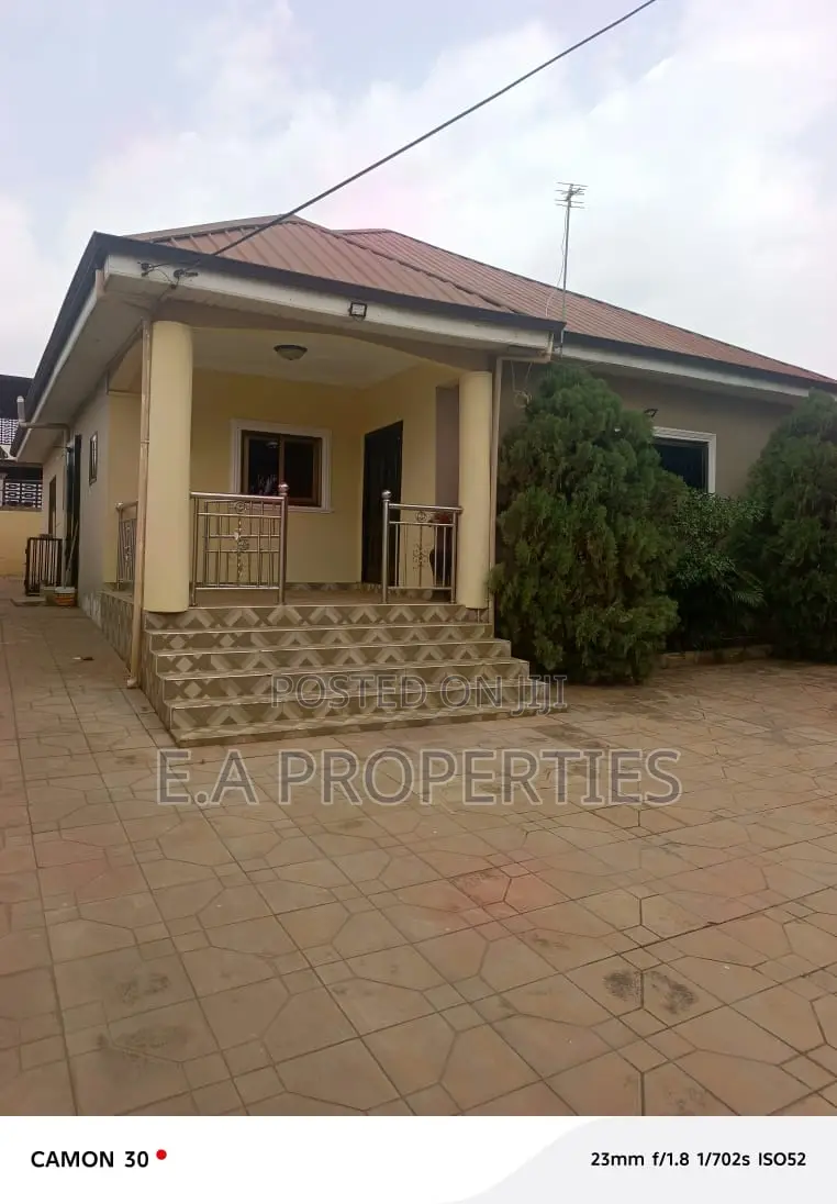 3bdrm House in Ea Properties, Malejor for sale