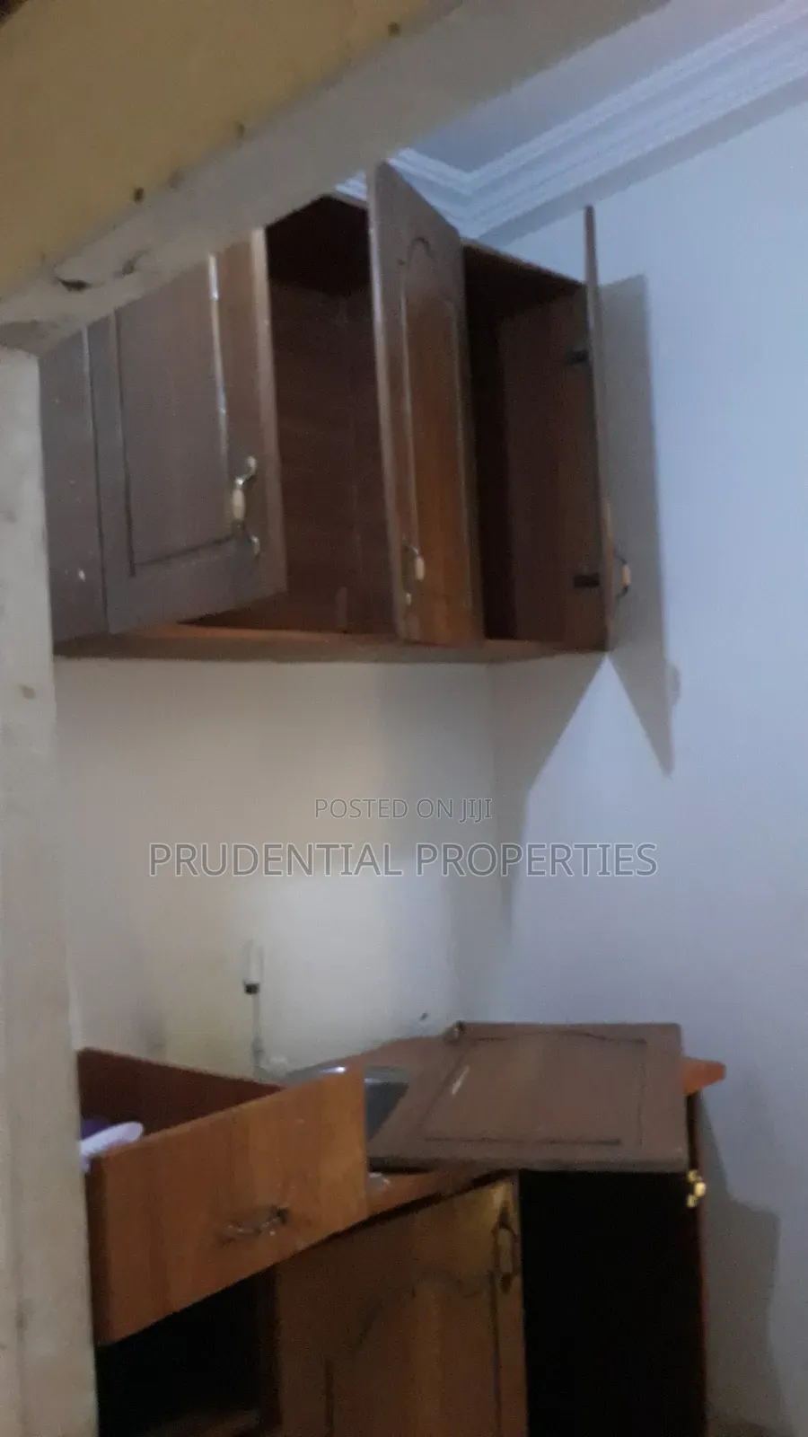 1bdrm Apartment in Ola Achool Area for rent