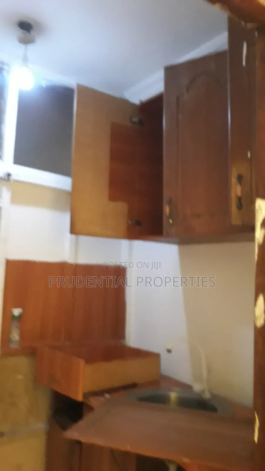 1bdrm Apartment in Ola Achool Area for rent