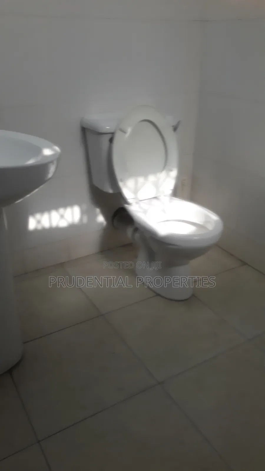3bdrm House in Mile 7 for rent